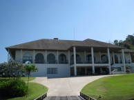 Bangpra Golf Club - Clubhouse